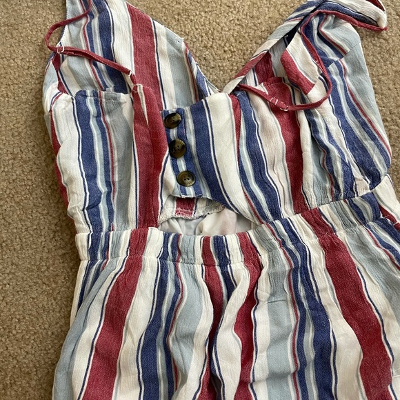 American Eagle striped red white blue romper - Picture 5 of 7